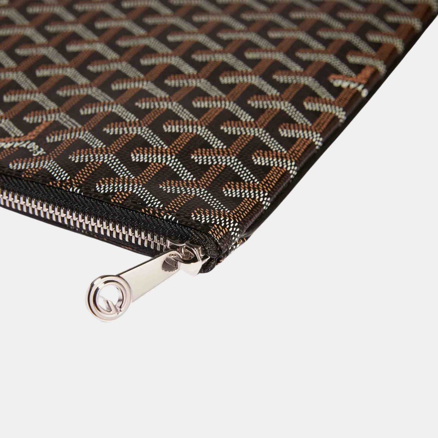 Senat MGM Pouch