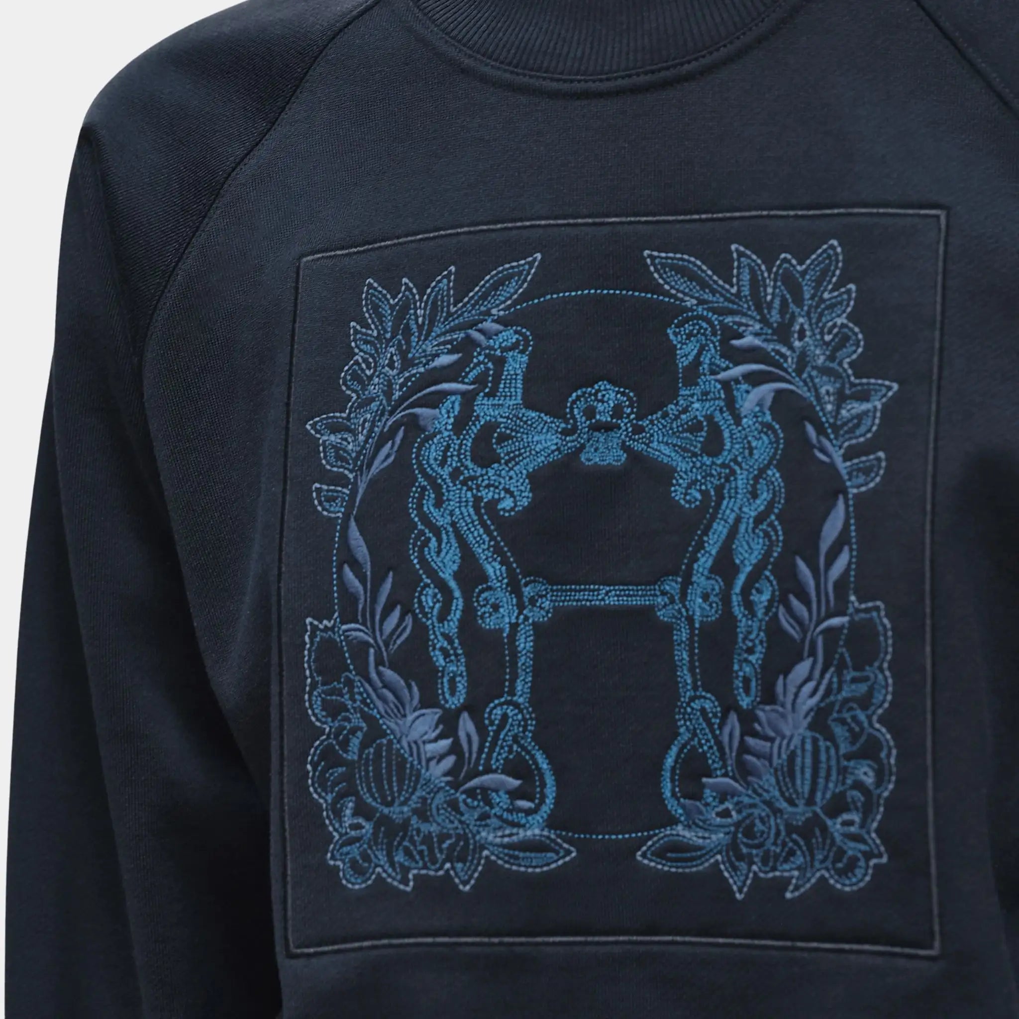 Della Cavalleria Raglan Sleeve Embroidered Sweatshirt