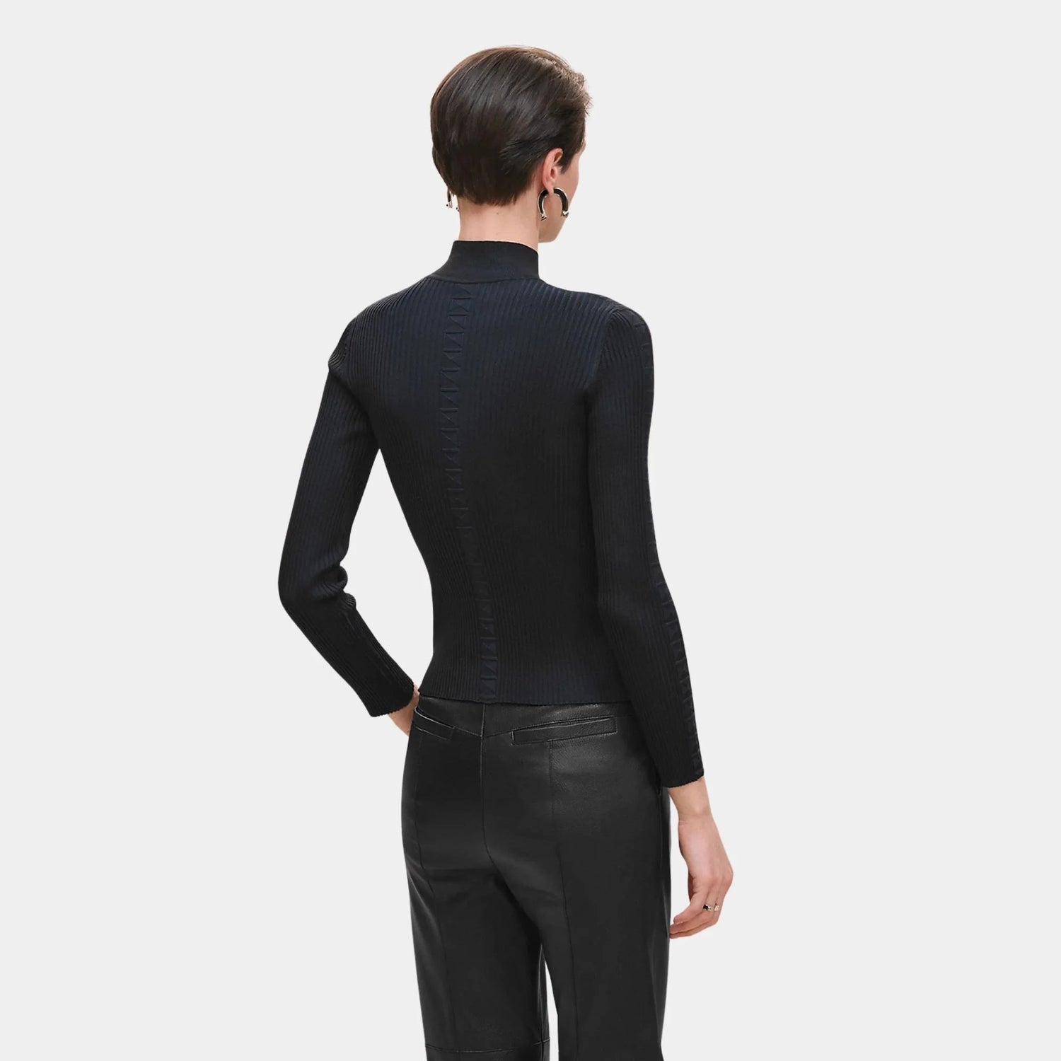 Long-sleeved Sweater in Shiny Silk Knit