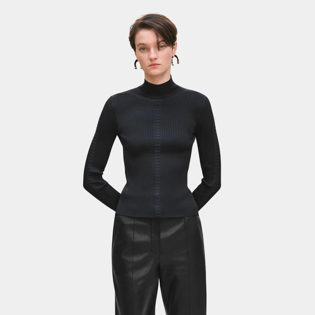 Long-sleeved Sweater in Shiny Silk Knit