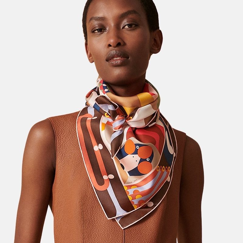 Parade En Fanfare Scarf 90
