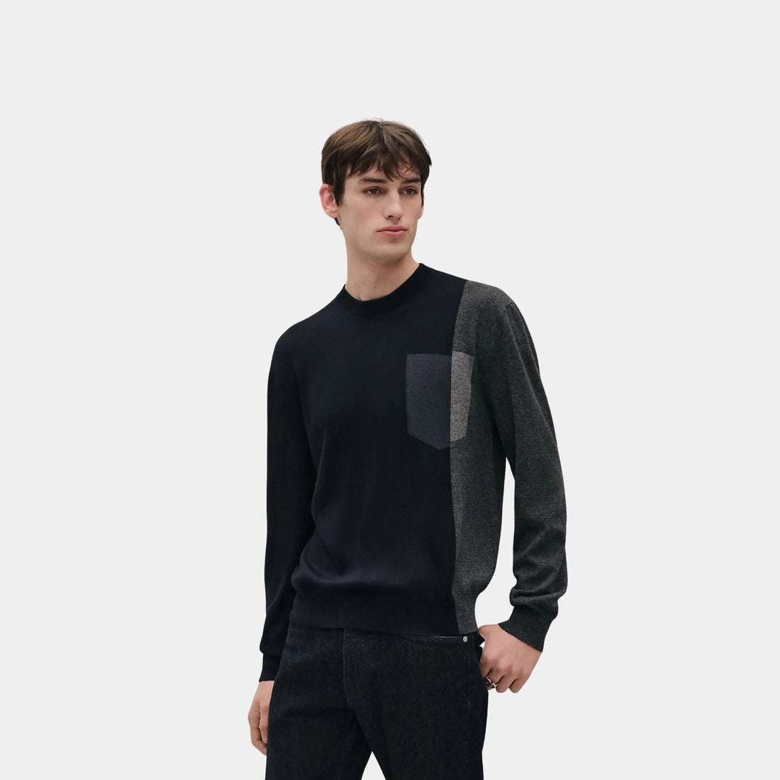 Round Neck Shadow Pocket Sweater