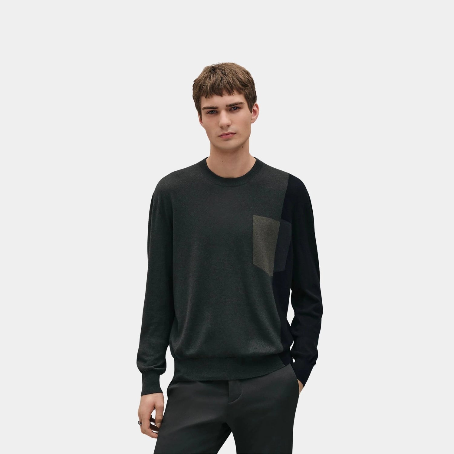Round Neck Shadow Pocket Sweater