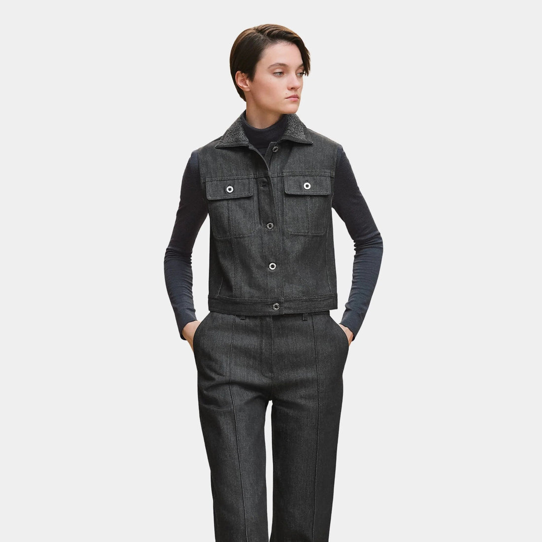 Sleeveless Jacket in Natural Pigment Denim