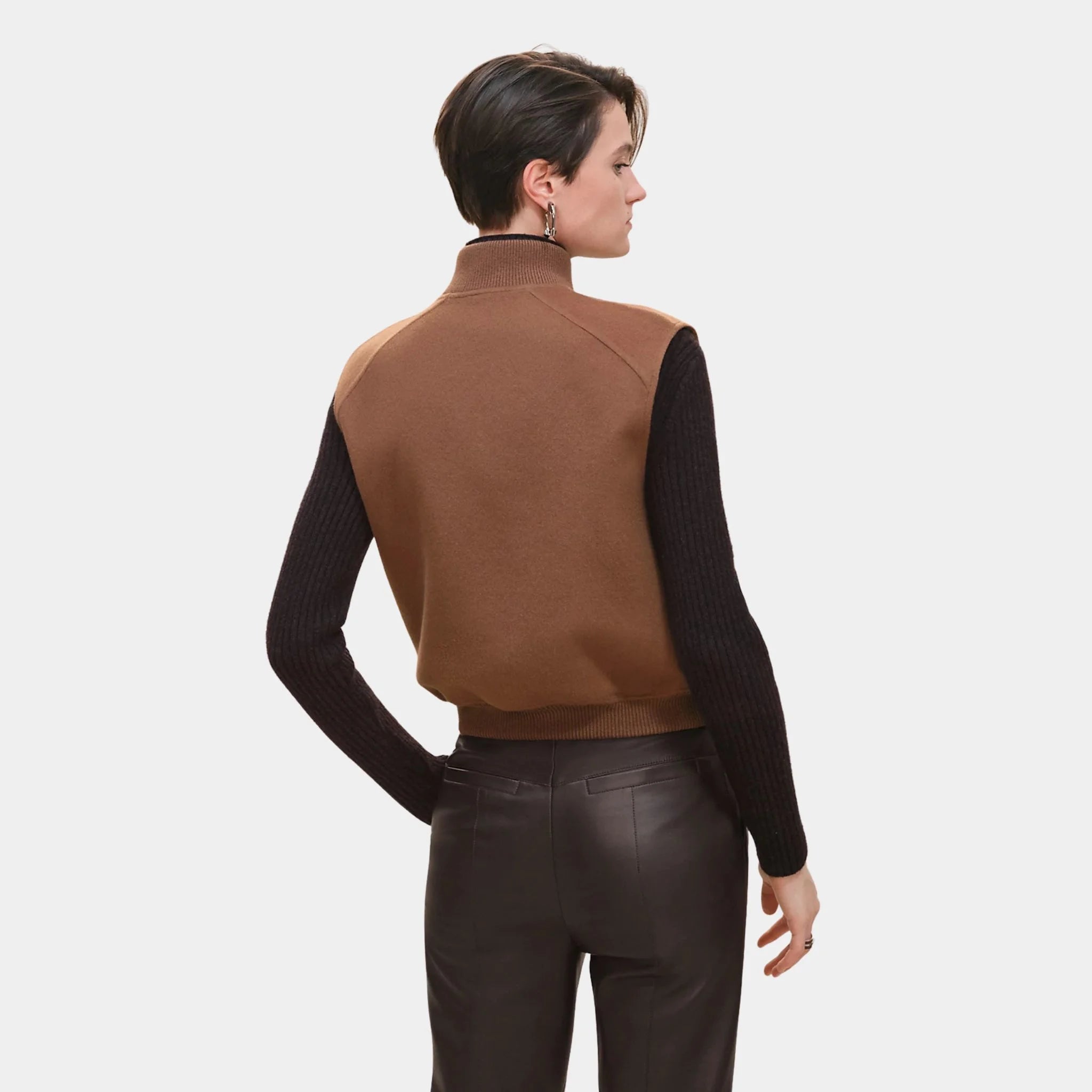 Sleeveless Short Bomber Jacket in Double-sided Cashmere