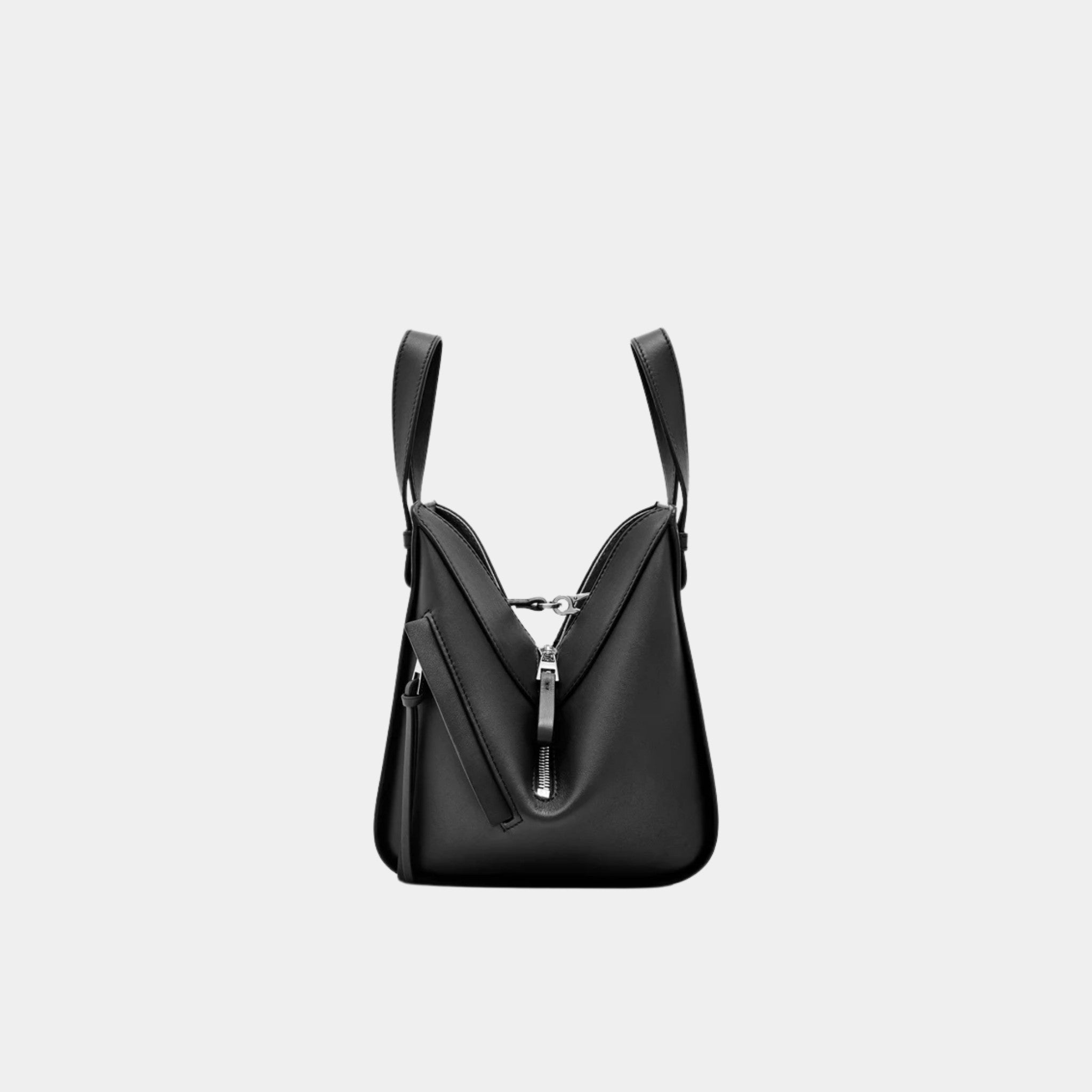 Compact Hammock Bag In Classic Calfskin