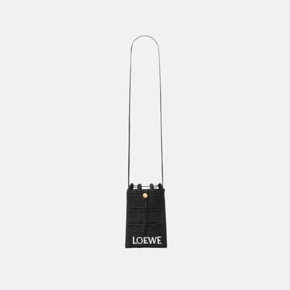 Drawstring Pocket in Raffia