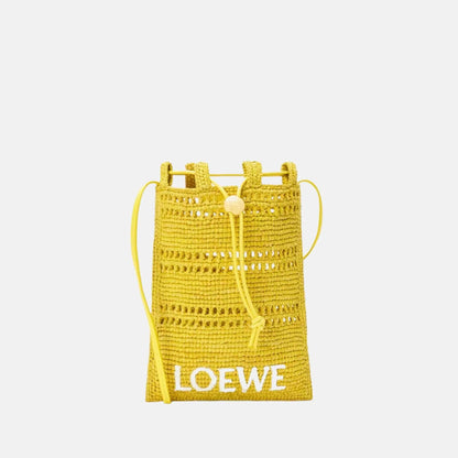 Drawstring Pocket in Raffia
