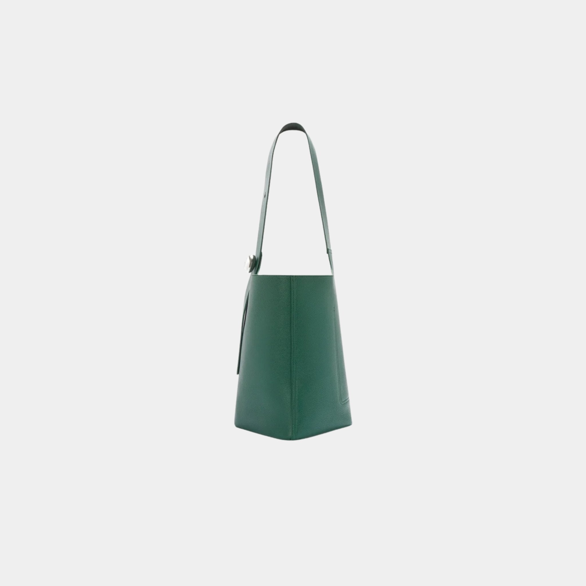 Large Pebble Bucket In Supple Grained Calfskin