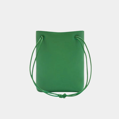 Pebble Pochette in Smooth Calfskin