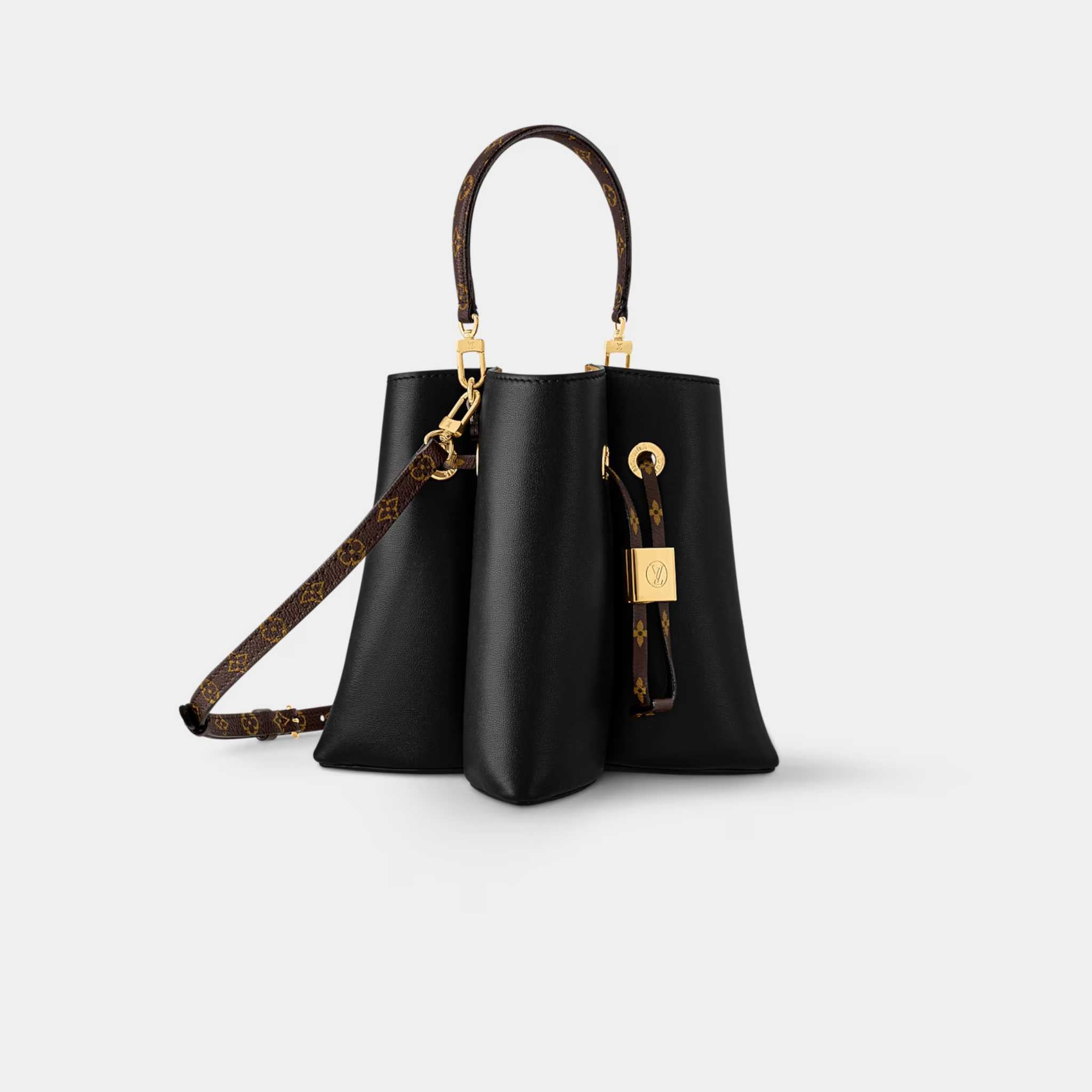 Bloom PM Black Handbag Cruise 2025