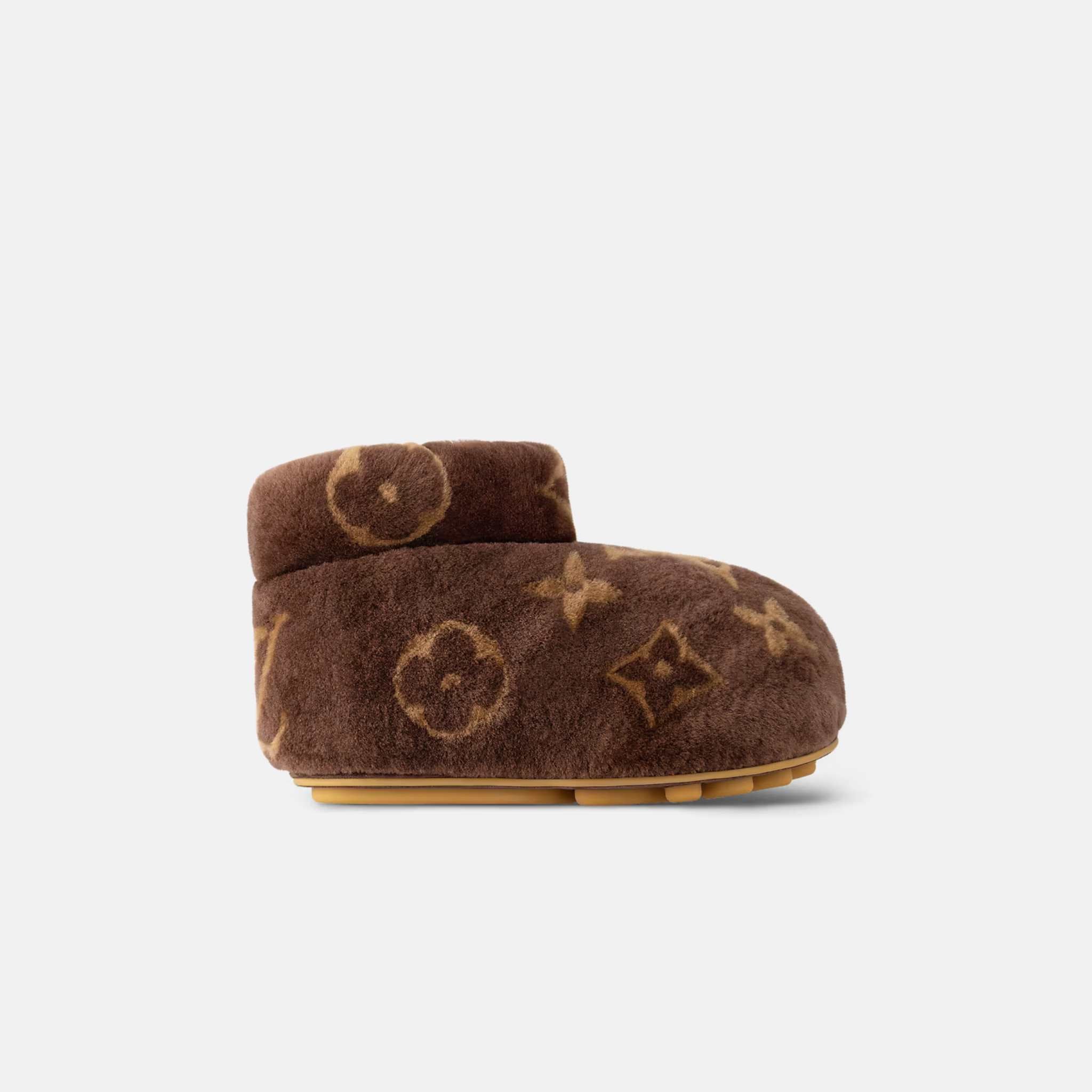 LV Footprint Low Boot Shearling