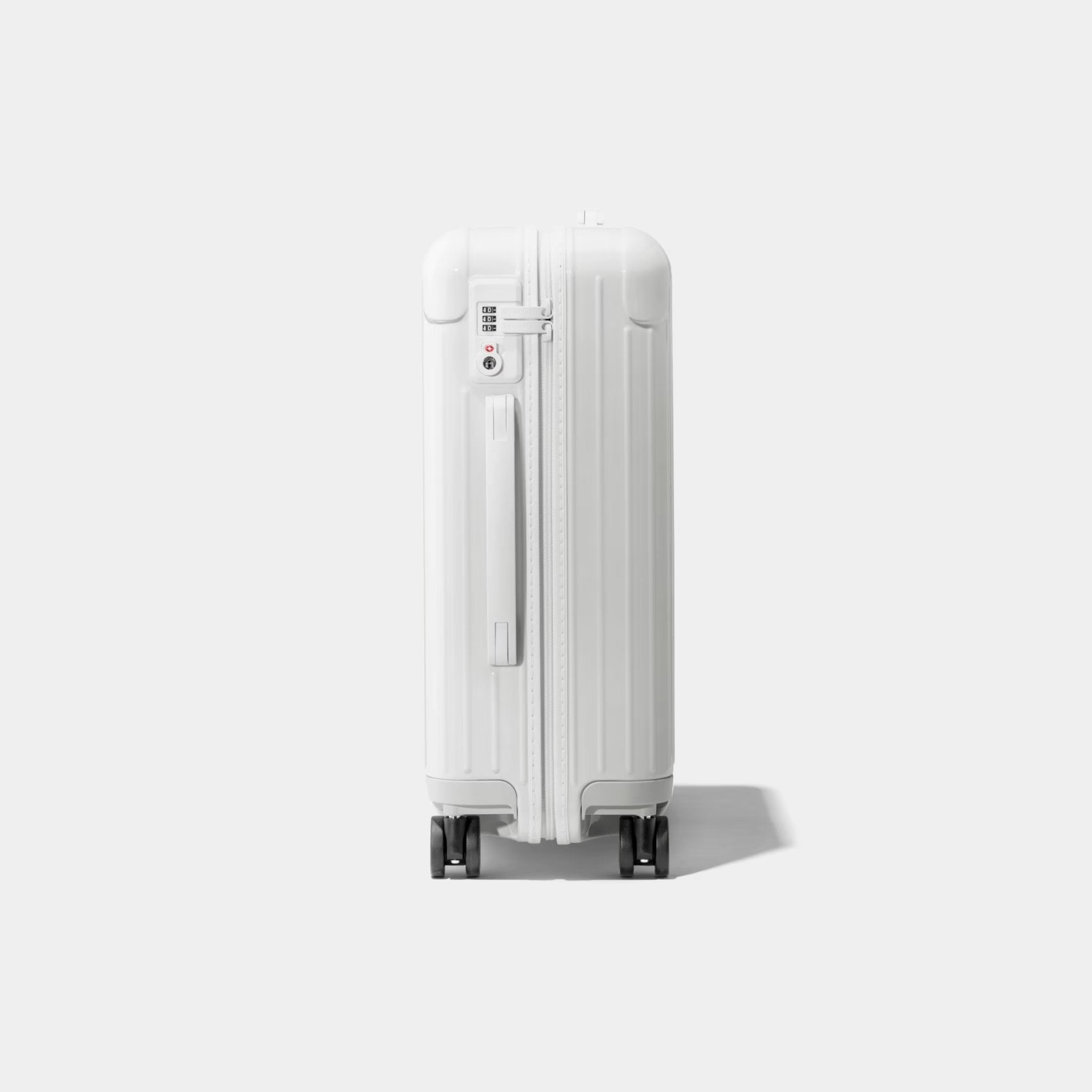 Essential Cabin S