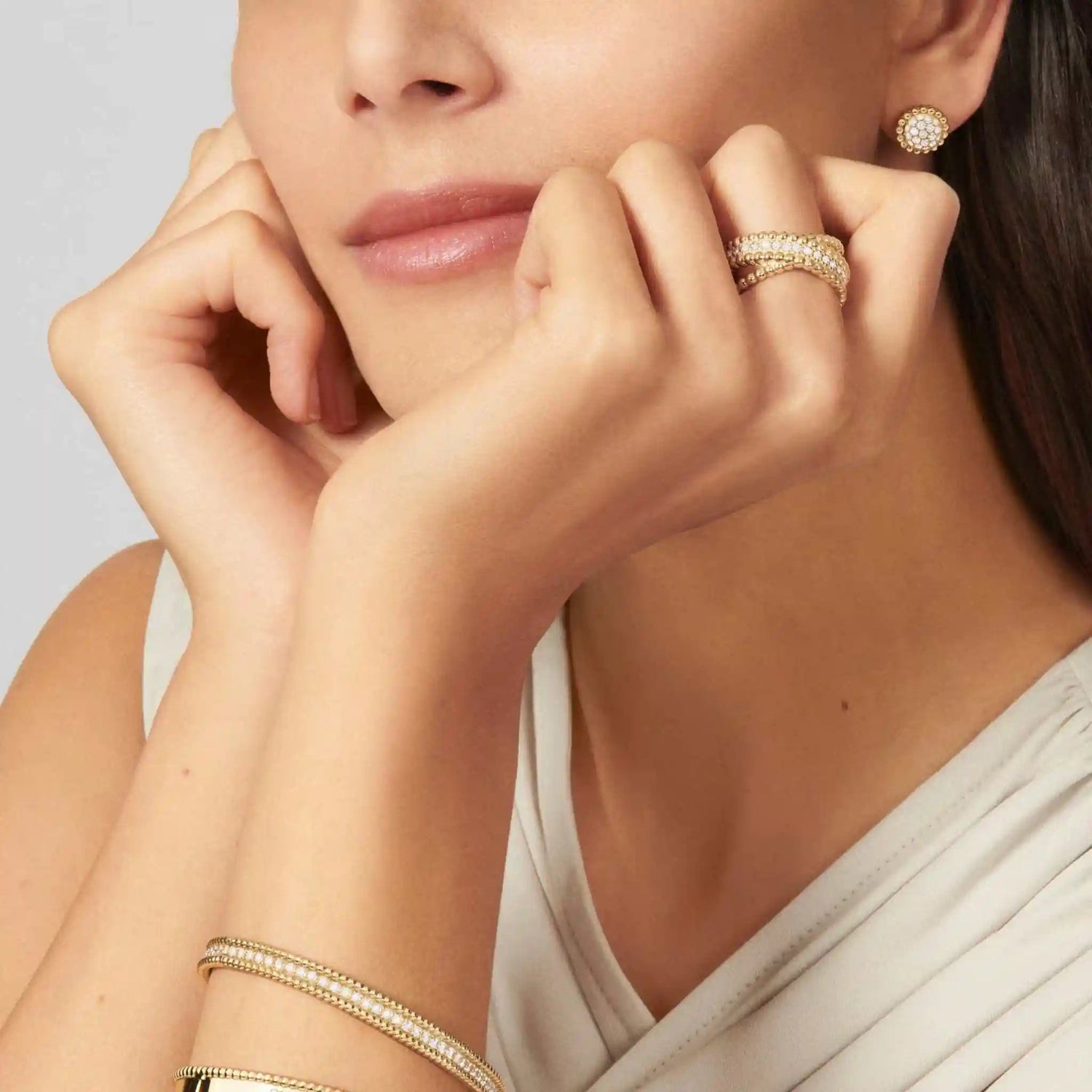 Van Cleef &amp; Arpels Perlée Diamonds Earrings Yellow Gold Diamond
