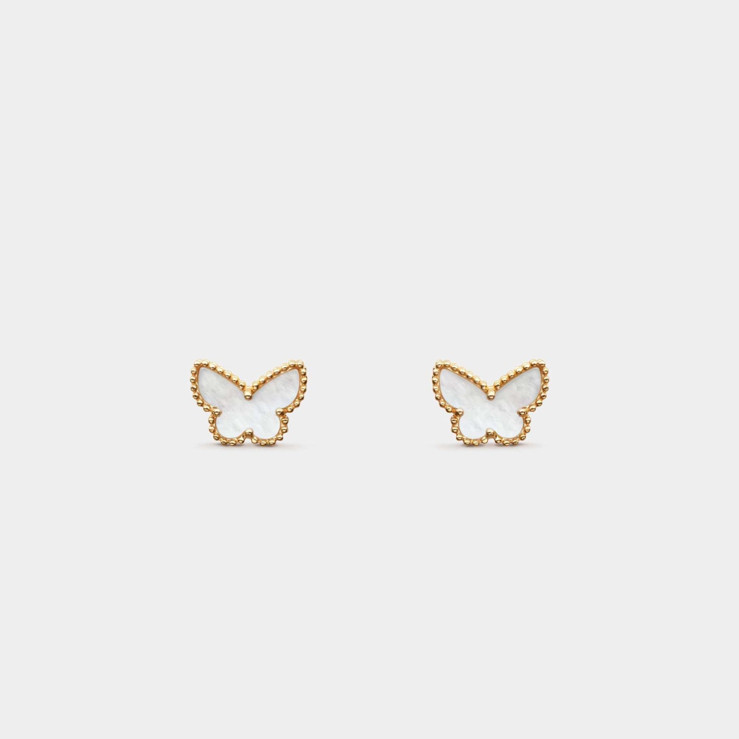 Sweet Butterflies Earstuds in Yellow Gold with Pearl