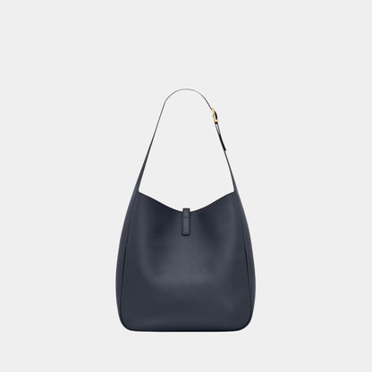 Le 5 A 7 Supple Large In Grained Leather