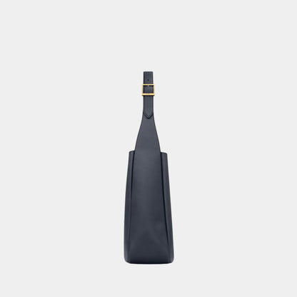 Le 5 A 7 Supple Large In Grained Leather