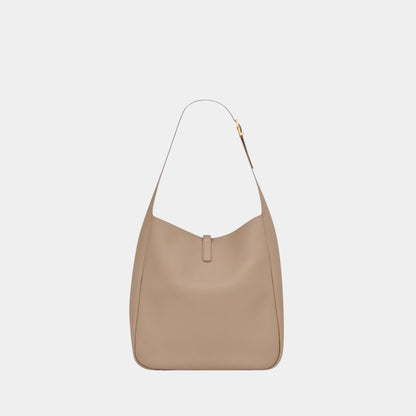 Le 5 A 7 Supple Large In Grained Leather