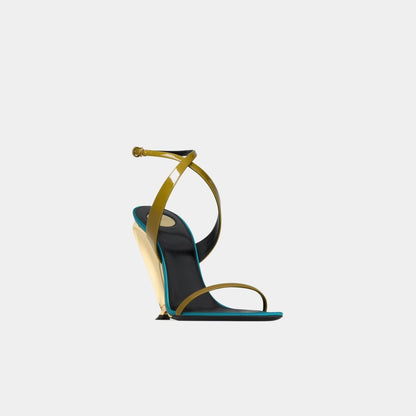 Tallulah Wedges In Patent Leather