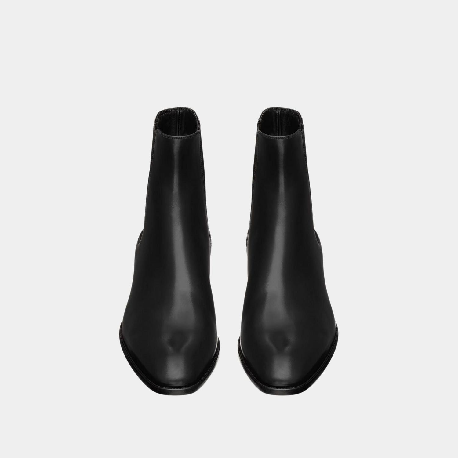 Wyatt Chelsea Boots in Black Smooth Leather